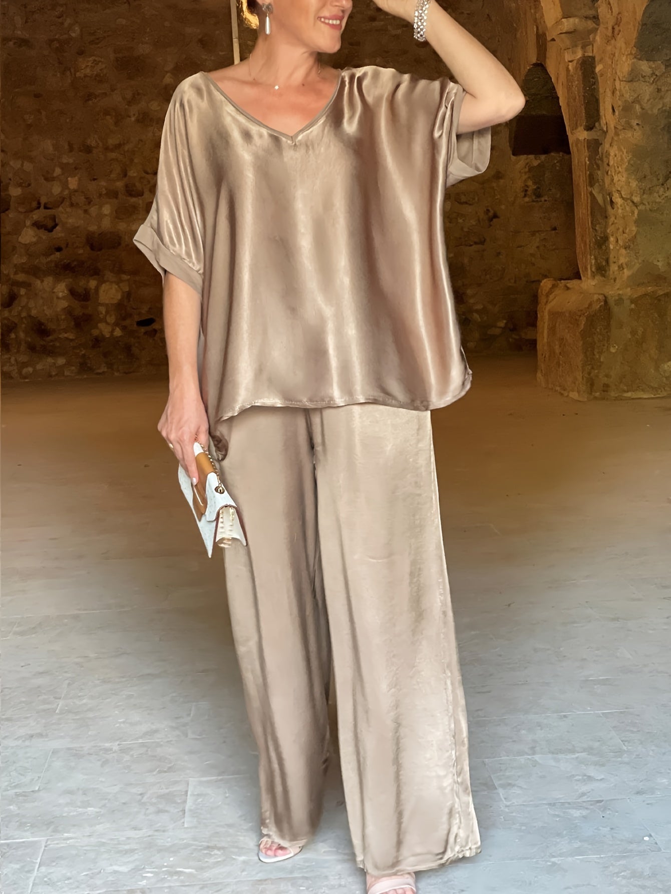 Ashlee - Elegante Completo A Due Pezzi Con Maniche Corte